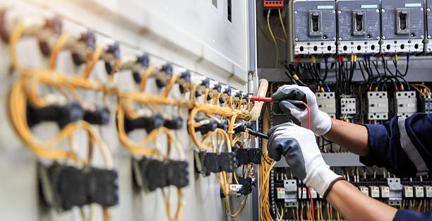 Professional Electrician technician working in Sault Ste. Marie, MI